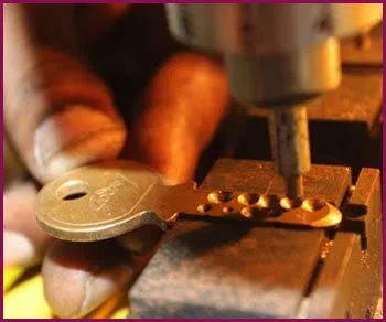Carteret NJ Locksmith Store Carteret, NJ 732-730-7763 - 17-key-making